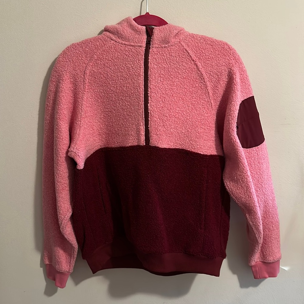 Outdoor Voices Mega Fleece Size Small